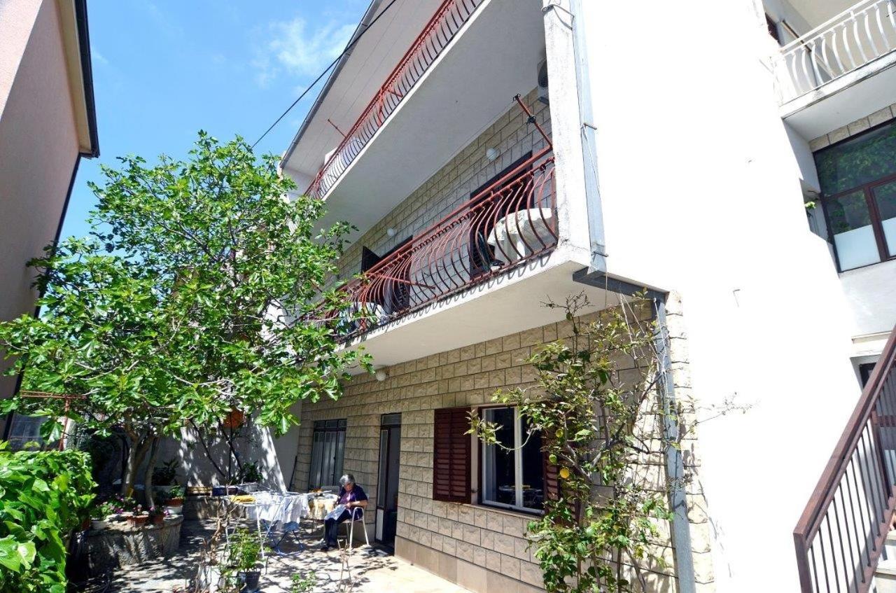 Apartments With A Parking Space Makarska - 12211 Exterior photo