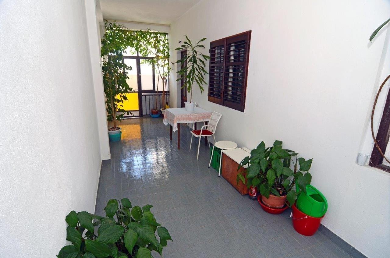 Apartments With A Parking Space Makarska - 12211 Exterior photo