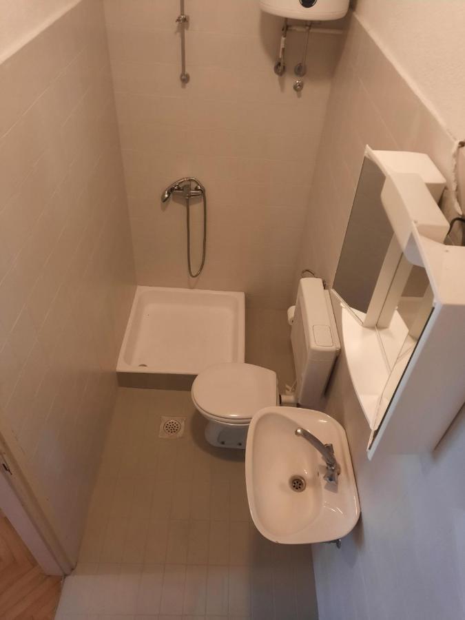 Apartments With A Parking Space Makarska - 12211 Exterior photo