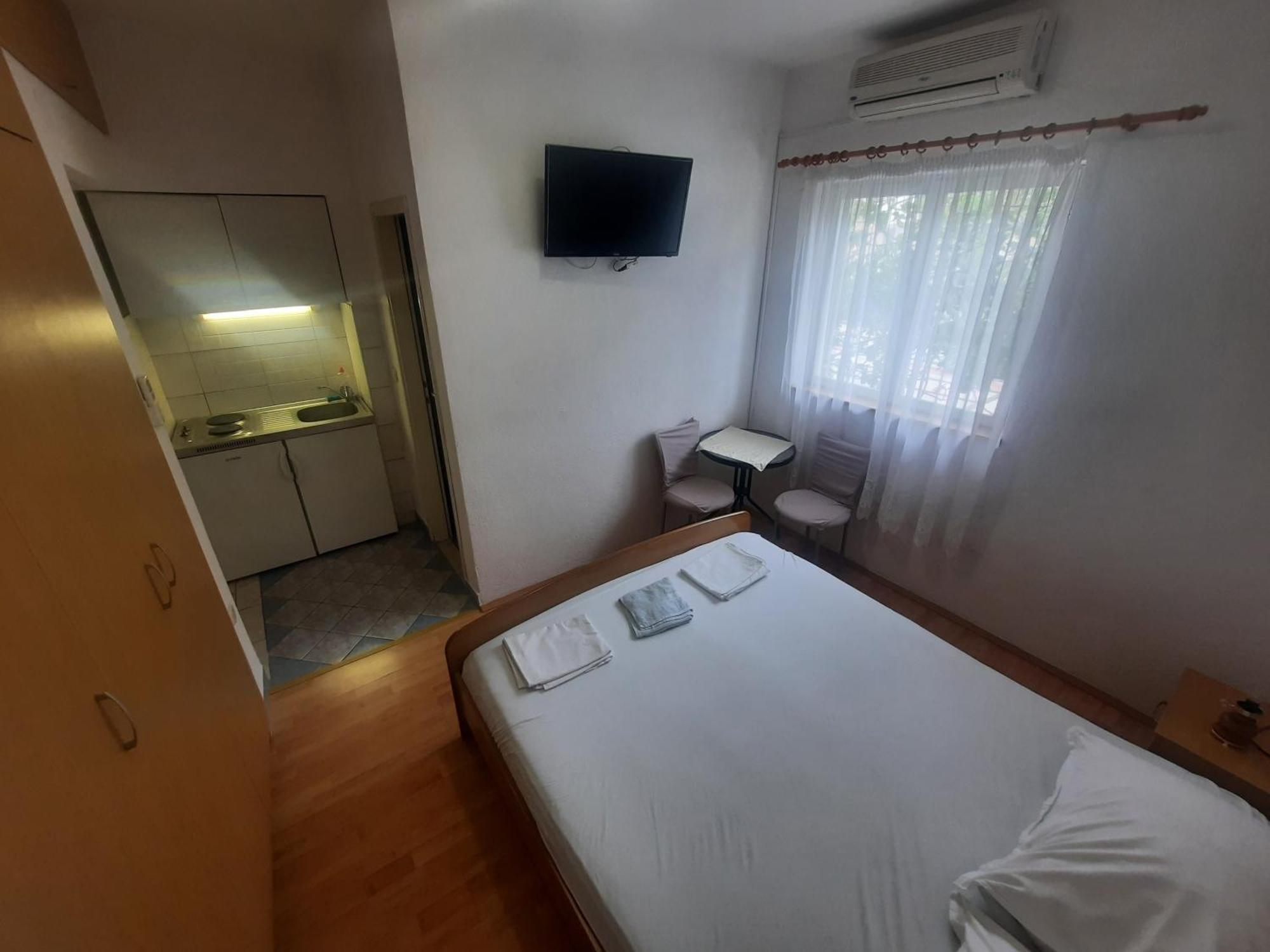 Apartments With A Parking Space Makarska - 12211 Room photo